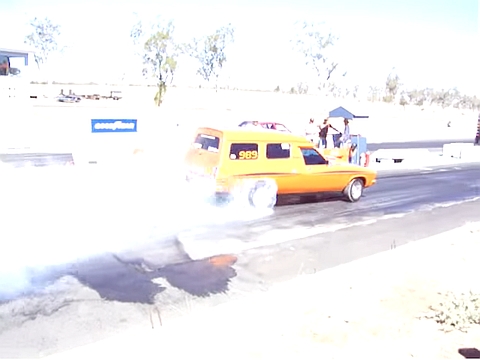 V8 Holden Sandman Burnout.